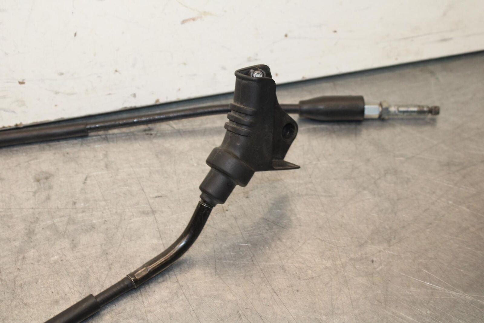 04-09 SUZUKI GS 500 FH GS500F CLUTCH CABLE LINE BB97