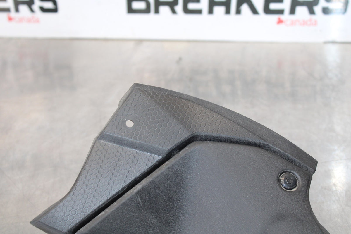 21-23 KAWASAKI NINJA ZX6R RIGHT FRONT DUCT COVER PANEL COWL BB179