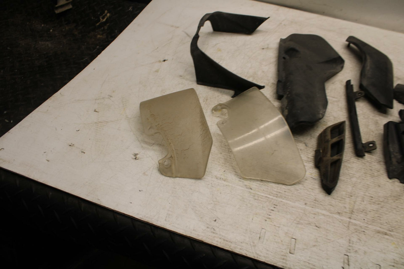 07-13 BMW R1200GS ADVENTURE MISALANEOUS PLASTICS BB368