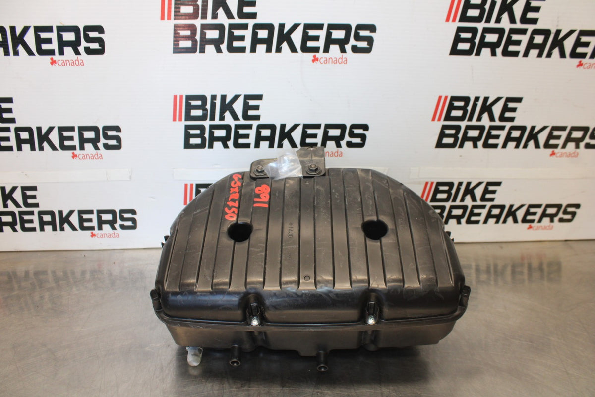 18 SUZUKI GSXR750 AIRBOX AIR INTAKE FILTER BOX BB891