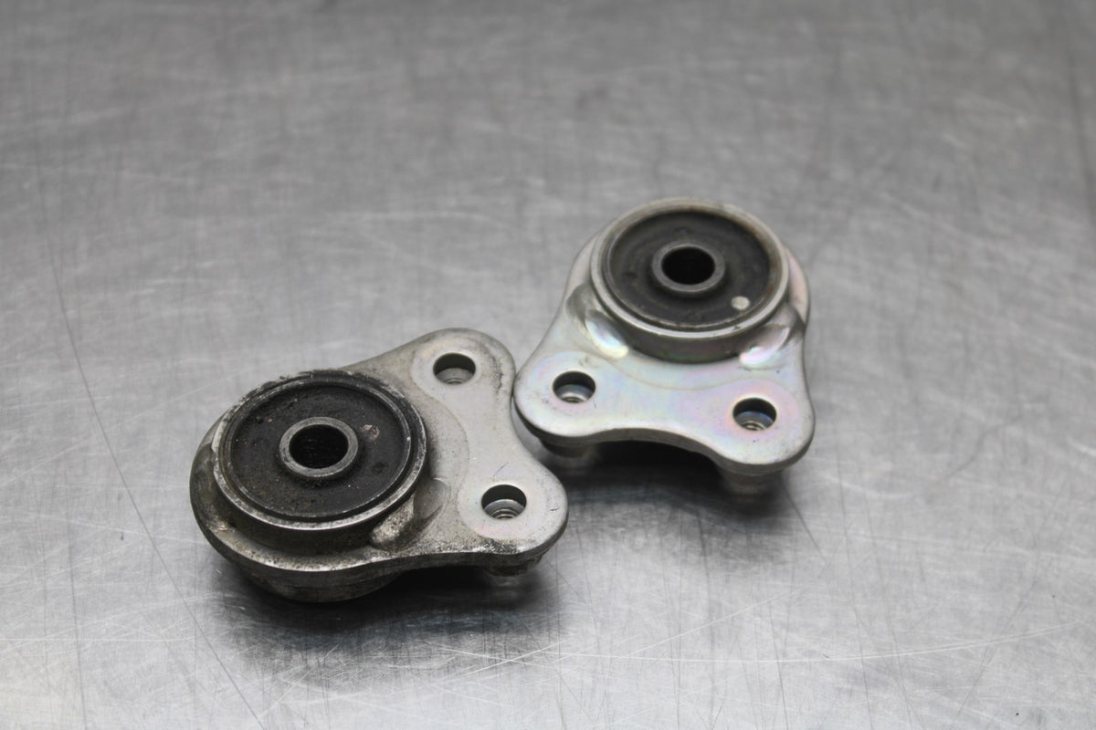 14-17 YAMAHA FZ07 EXHAUST PIPE MUFFLER BRACKETS BB843