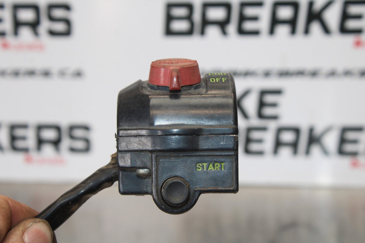 76-77 HONDA GOLDWING 1000 RIGHT CLIP ON HANDLE KILL OFF START SWITCH BB171