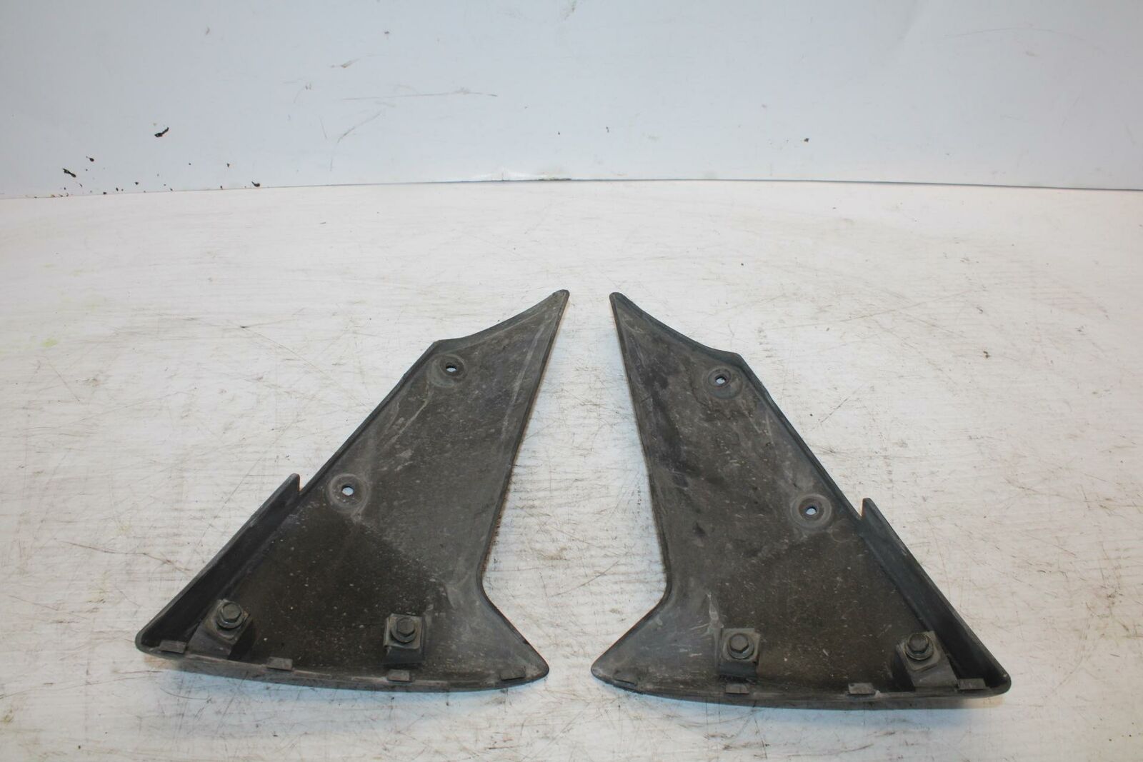 07-08 KAWASAKI NINJA ZX6R FRONT WHEEL FENDER COWL FAIRING TRIM BB274