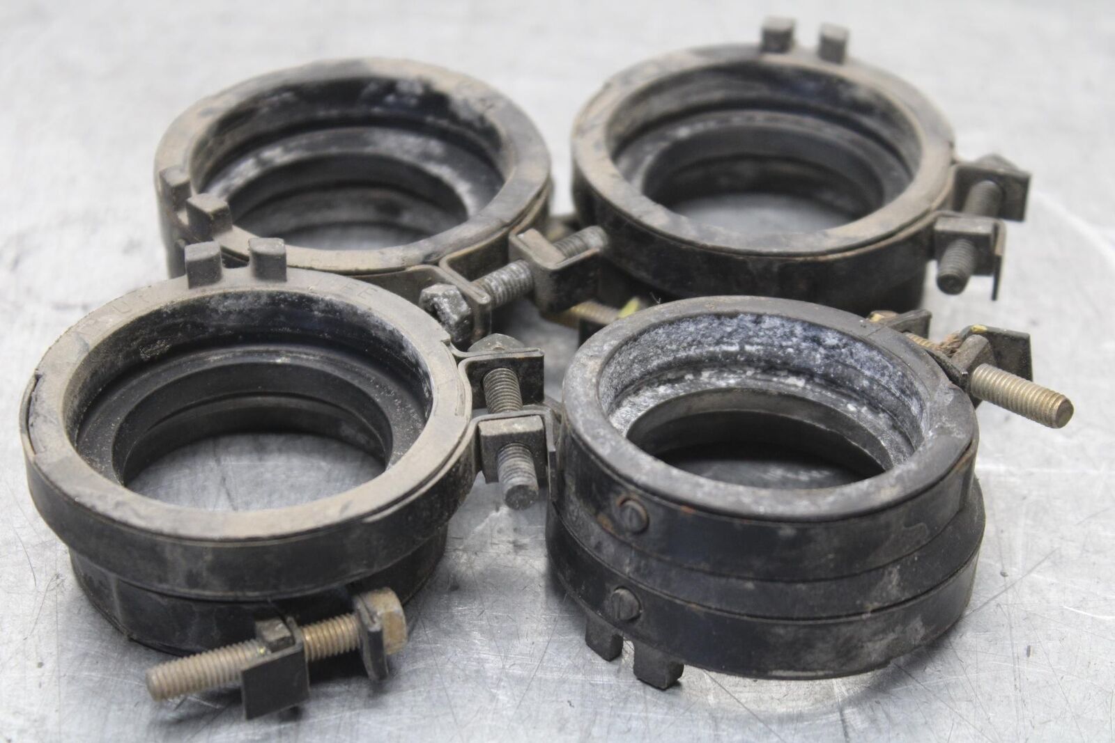 03-04 HONDA CBR600RR INTAKE RUBBER BOOTS BB637