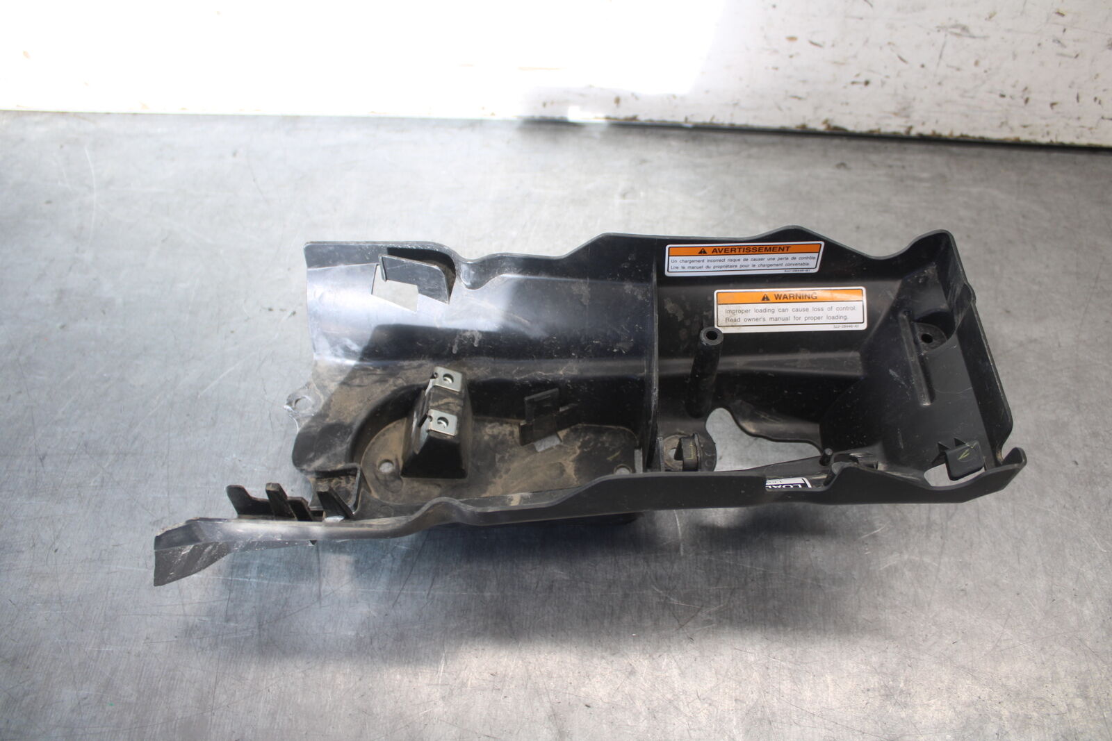 09-14 YAMAHA YZF R1 REAR BACK TAIL UNDERTAIL FAIRING COWL FENDER BB696