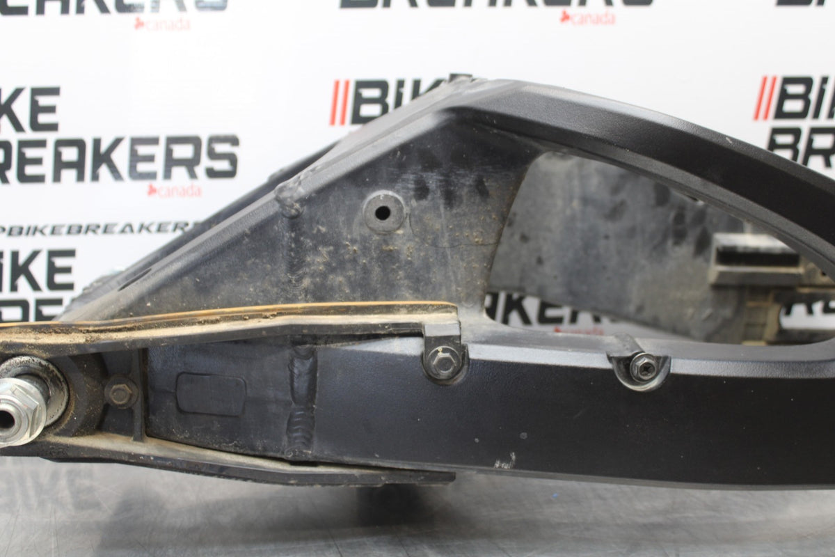 11-22 SUZUKI GSXR 600  REAR SWINGARM BACK SUSPENSION SWING ARM BB193