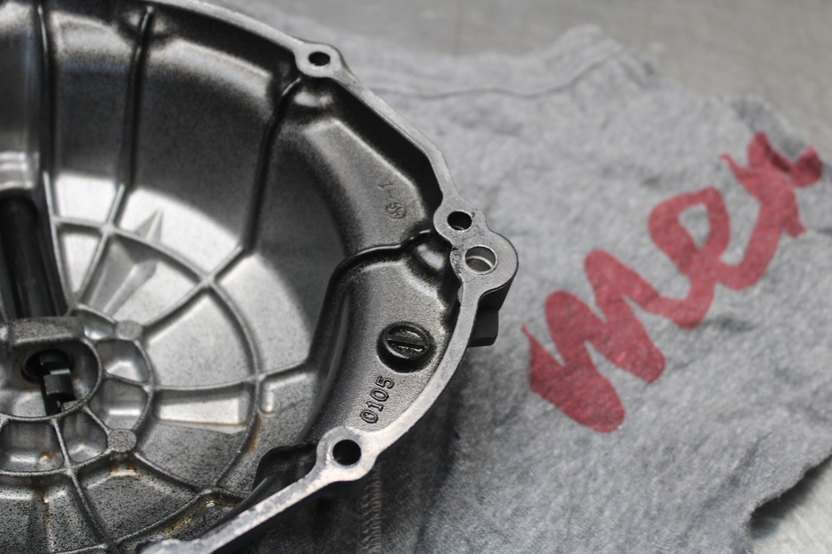08 KAWASAKI NINJA ZX10R CLUTCH SIDE ENGINE MOTOR COVER BB902