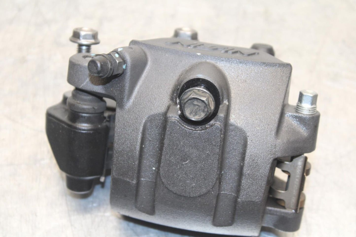 12-17 KAWASAKI ER-6N Z650 RIGHT LEFT FRONT BRAKE CALIPER SET PAIR  BB607