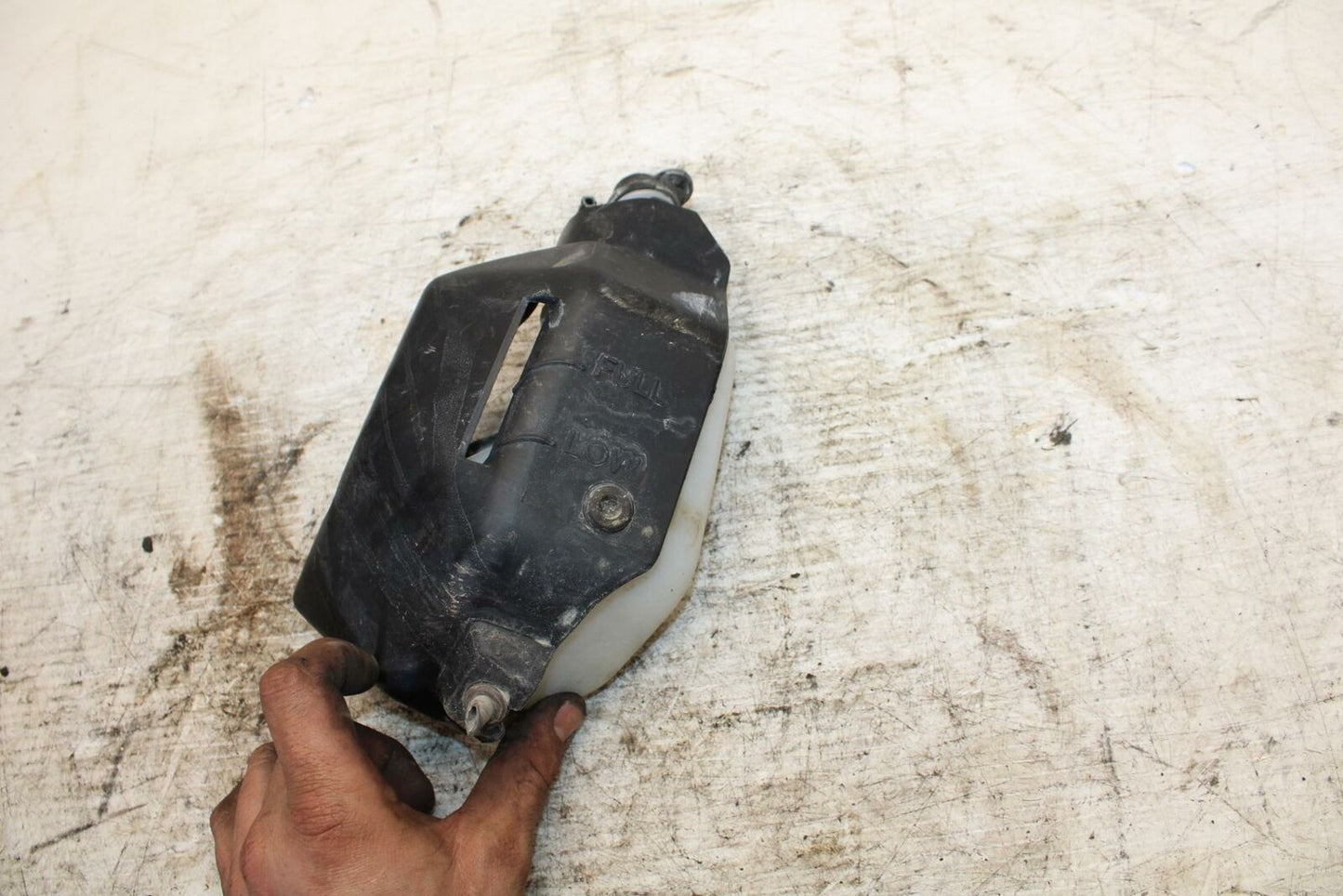 17-19 YAMAHA FZ09 COOLANT WATER TANK RESERVOIR BOTTLE BB310