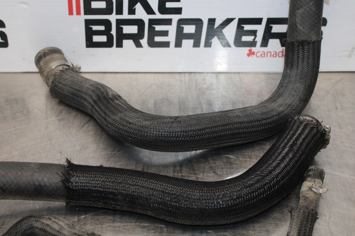 08-10 SUZUKI GSXR 600 RADIATOR HOSES ENGINE COOLANT WATER PIPES HOSE BB765