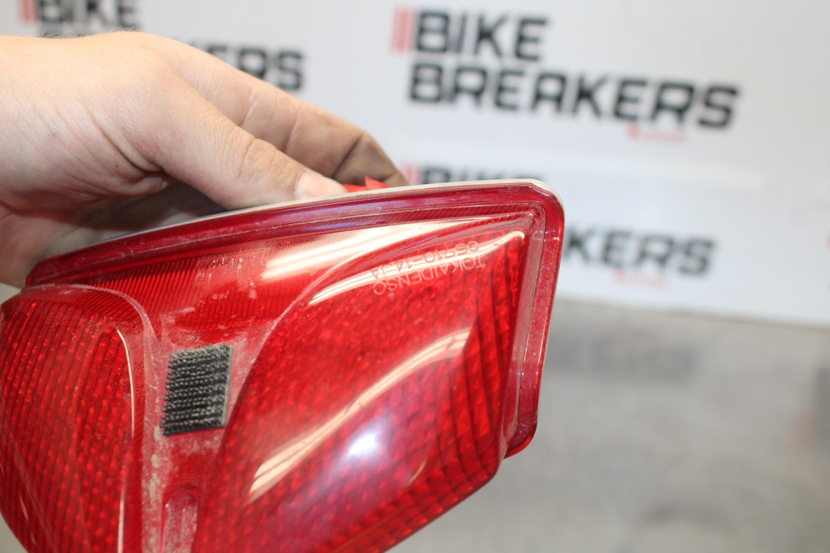 18 SUZUKI GSXR750 REAR TAIL TAILLIGHT BACK BRAKE LIGHT BB891