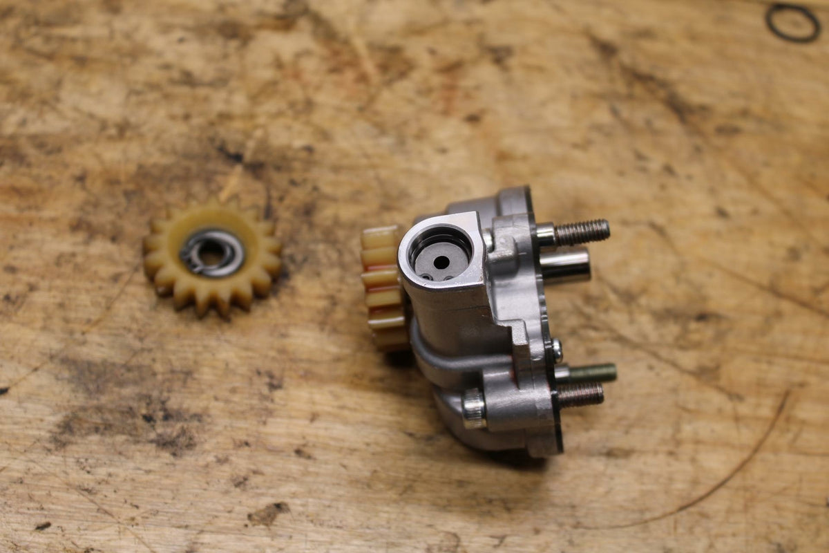 15-17 YAMAHA YZF R3 ENGINE MOTOR OIL PUMP BB293