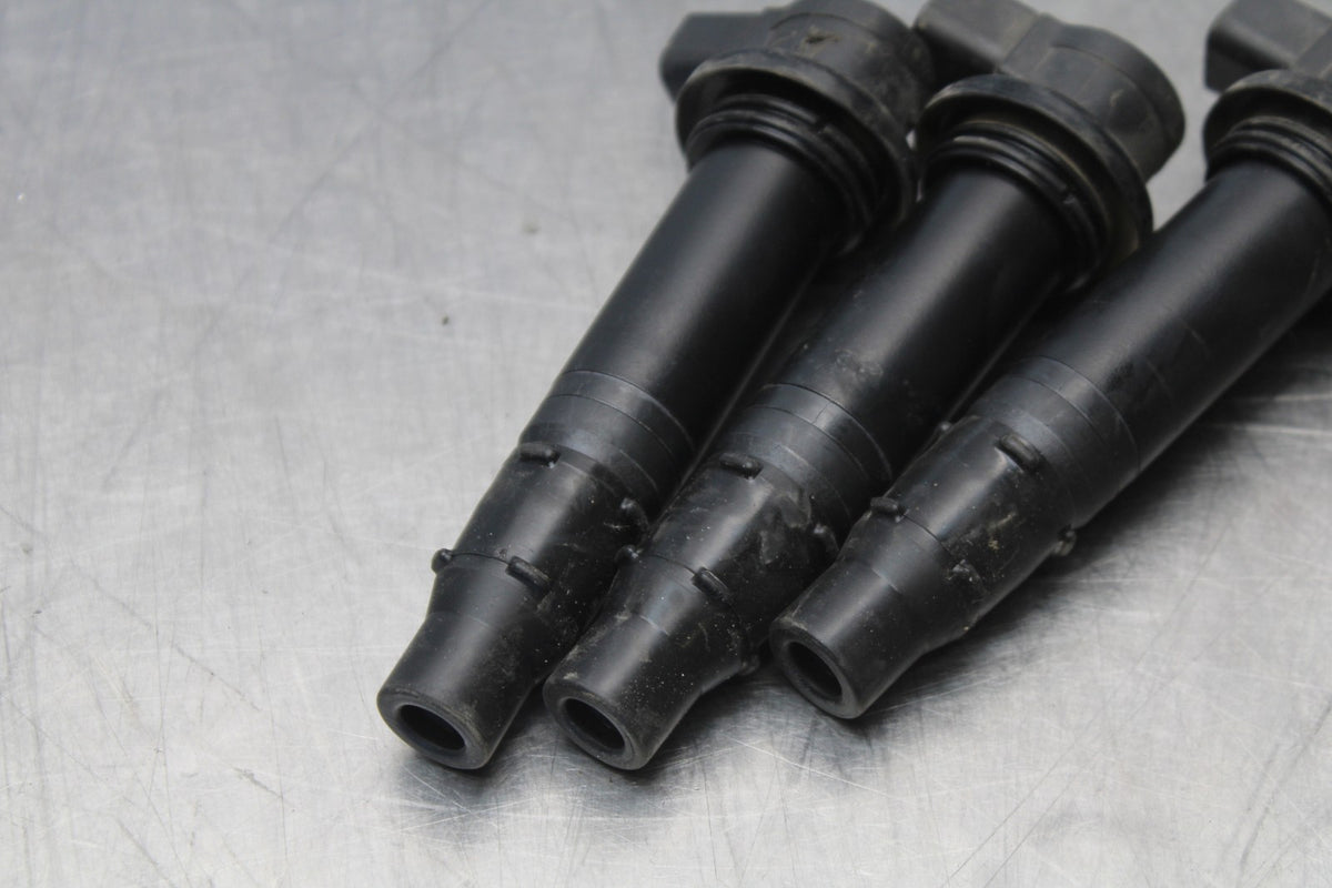 15-17 YAMAHA FJ09 IGNITION COILS COIL SPARK PLUG CAPS BB906