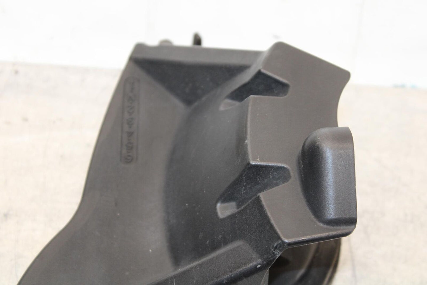 2008 Honda CBR1000RR ENGINE SPROCKET COVER 11350-MFL-000 BB579