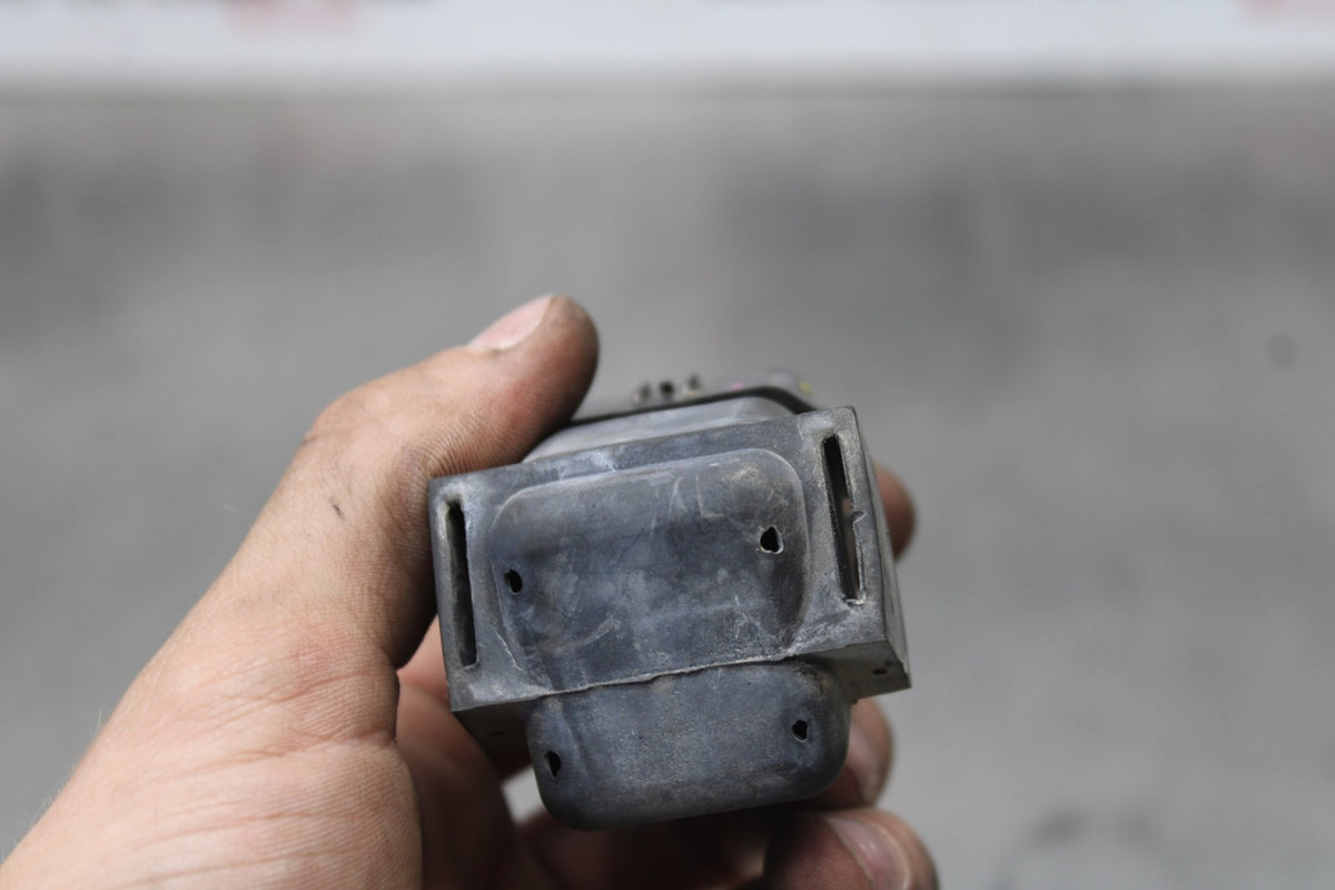 13-18 KAWASAKI NINJA ZX6R ENGINE STARTER RELAY STARTING MOTOR SWITCH BB908