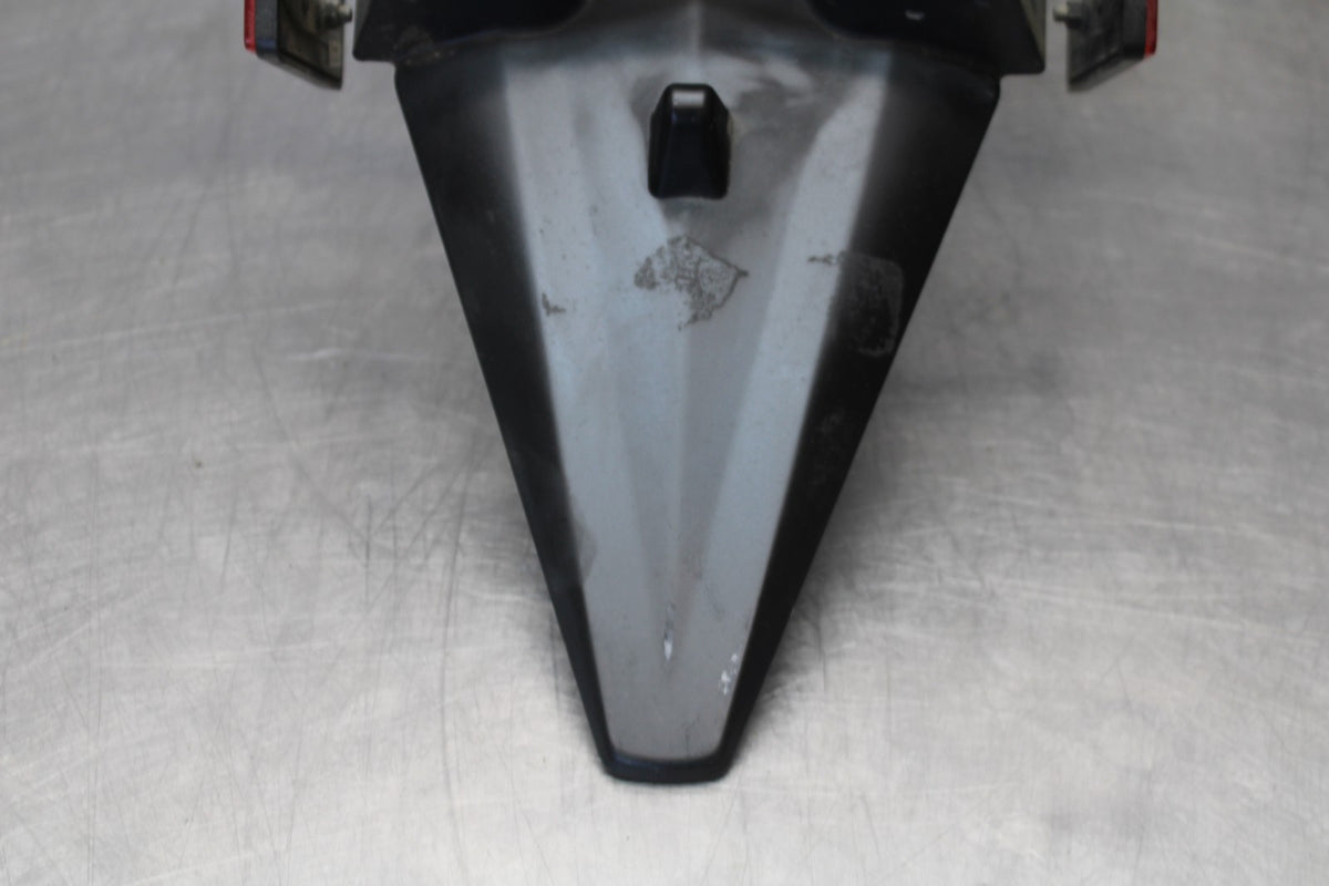 23 YAMAHA YZF R3 REAR BACK FENDER MUD GUARD BB003-A