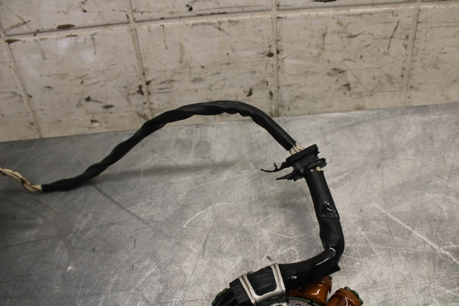 2010 Aprilia RSV1000R STATOR GENERATOR ALTERNATOR MAGNETO BB513