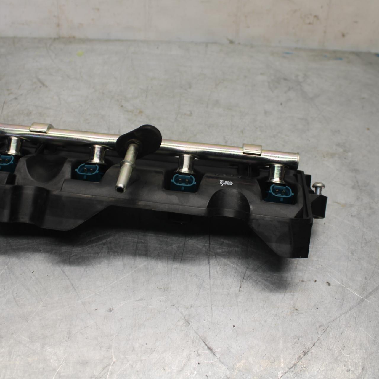 07 YAMAHA YZF R6 2c0 SECONDARY FUEL INJECTORS TOP AIRBOX GAS RAIL BB423