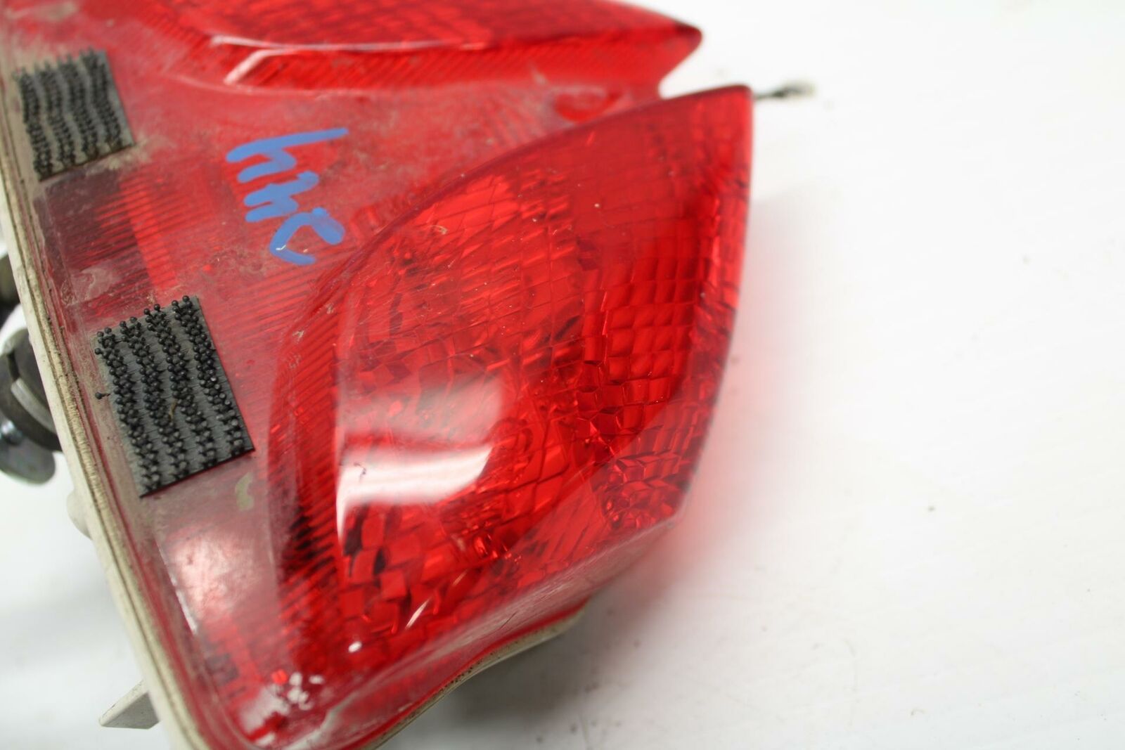 08-09 SUZUKI GSXR600 REAR TAIL TAILLIGHT BACK BRAKE LIGHT  BB244