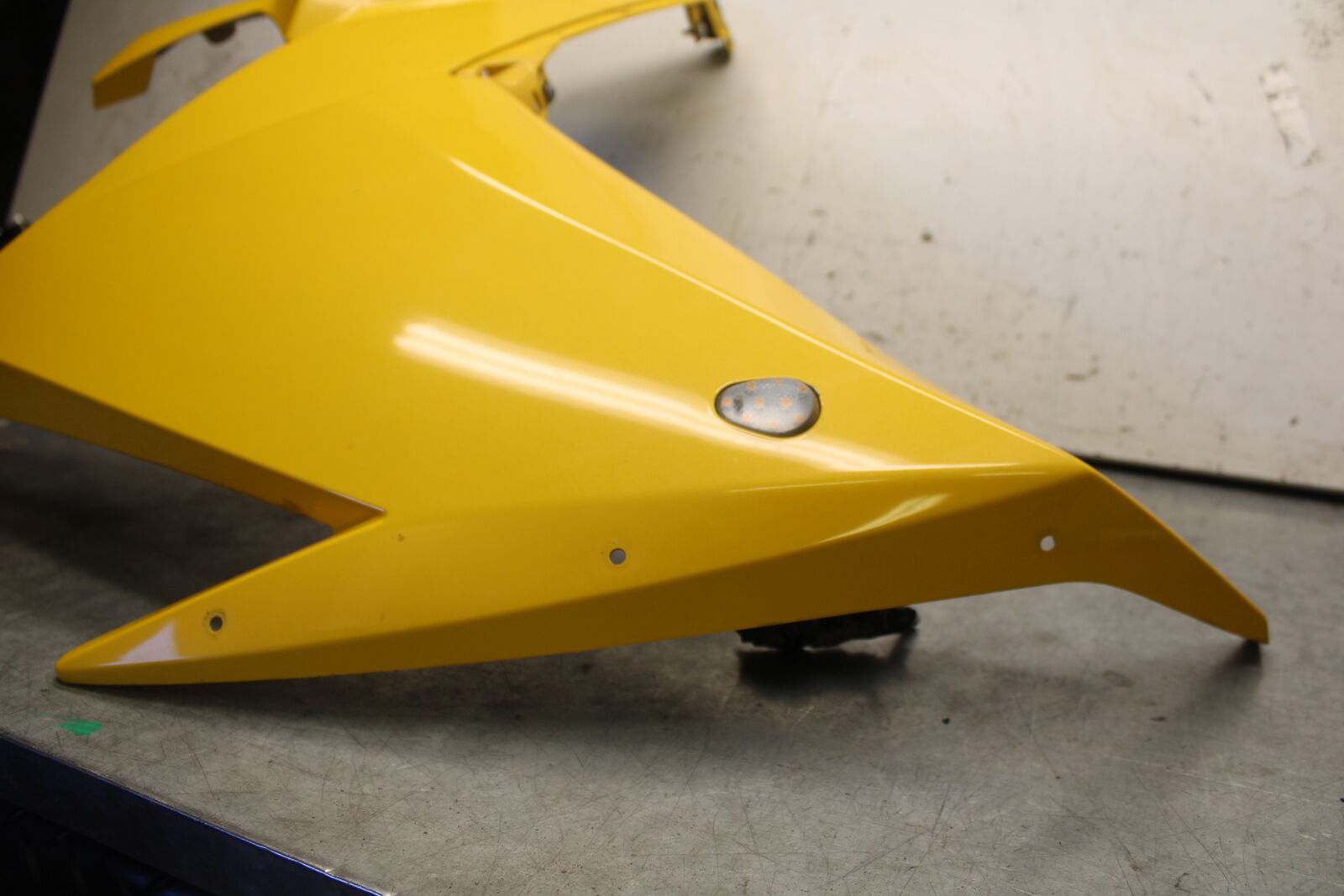 09-15 YAMAHA FZ6R LEFT LOWER MID UPPER SIDE FAIRING COWL  BB686