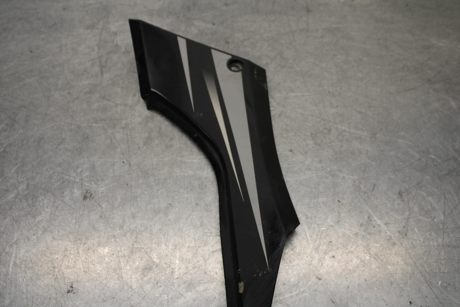 15-16 KAWASAKI EX300 LEFT FRONT SIDE SEAT SADDLE PANEL TRIM COWL FAIRING BB635