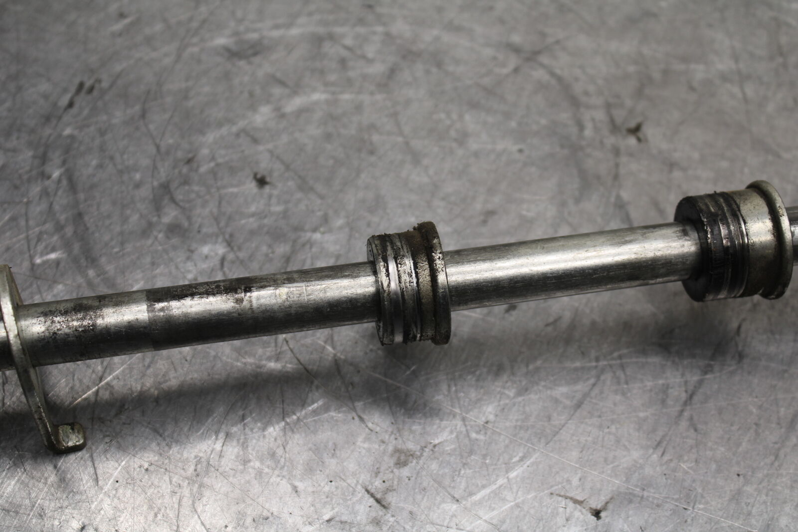 15-16 HONDA CB300F REAR AXLE BACK WHEEL RIM PIVOT BOLT AXEL BB740