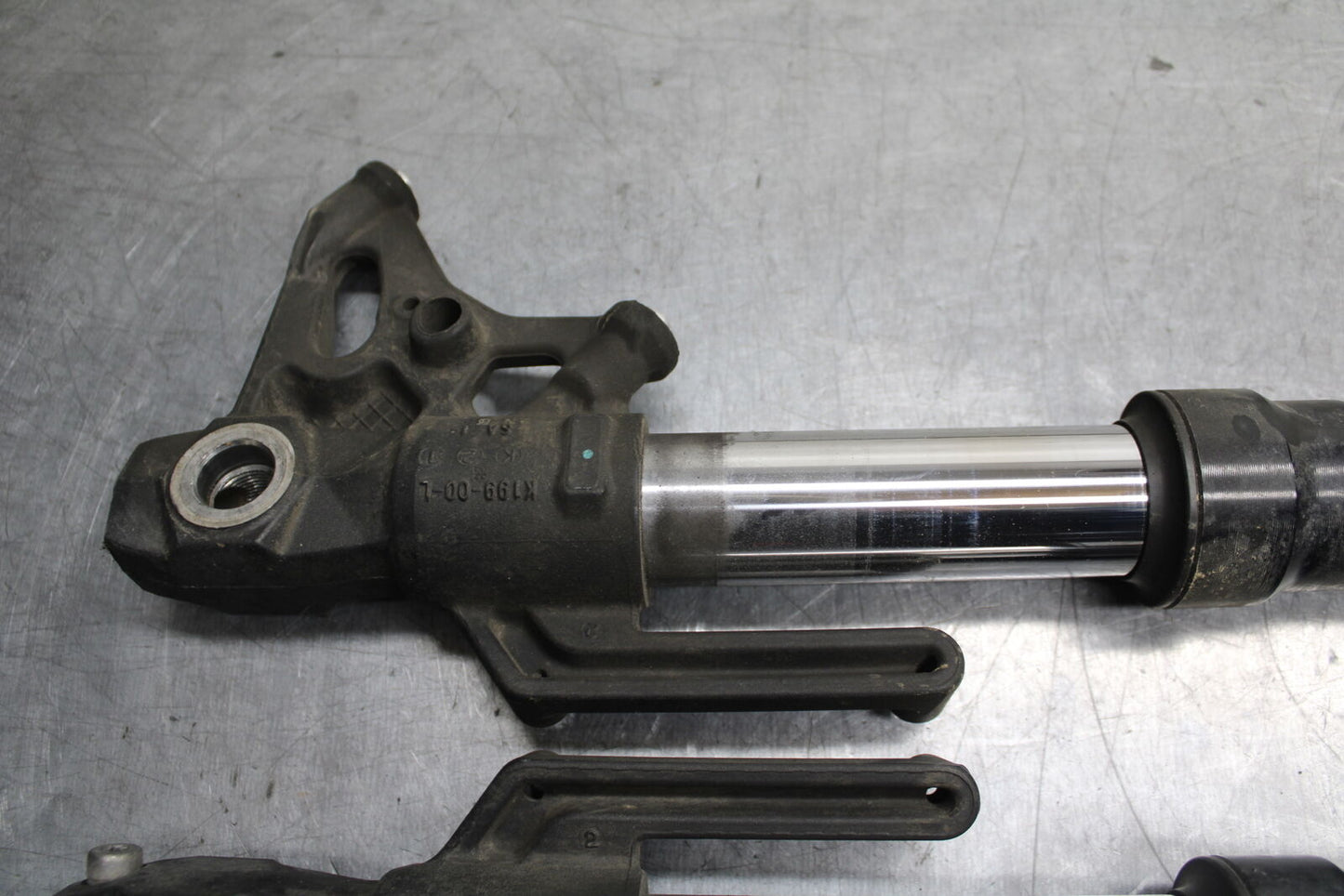 12-13 KAWASAKI Z1000 FRONT FORKS SHOCK SUSPENSION SET PAIR BB743