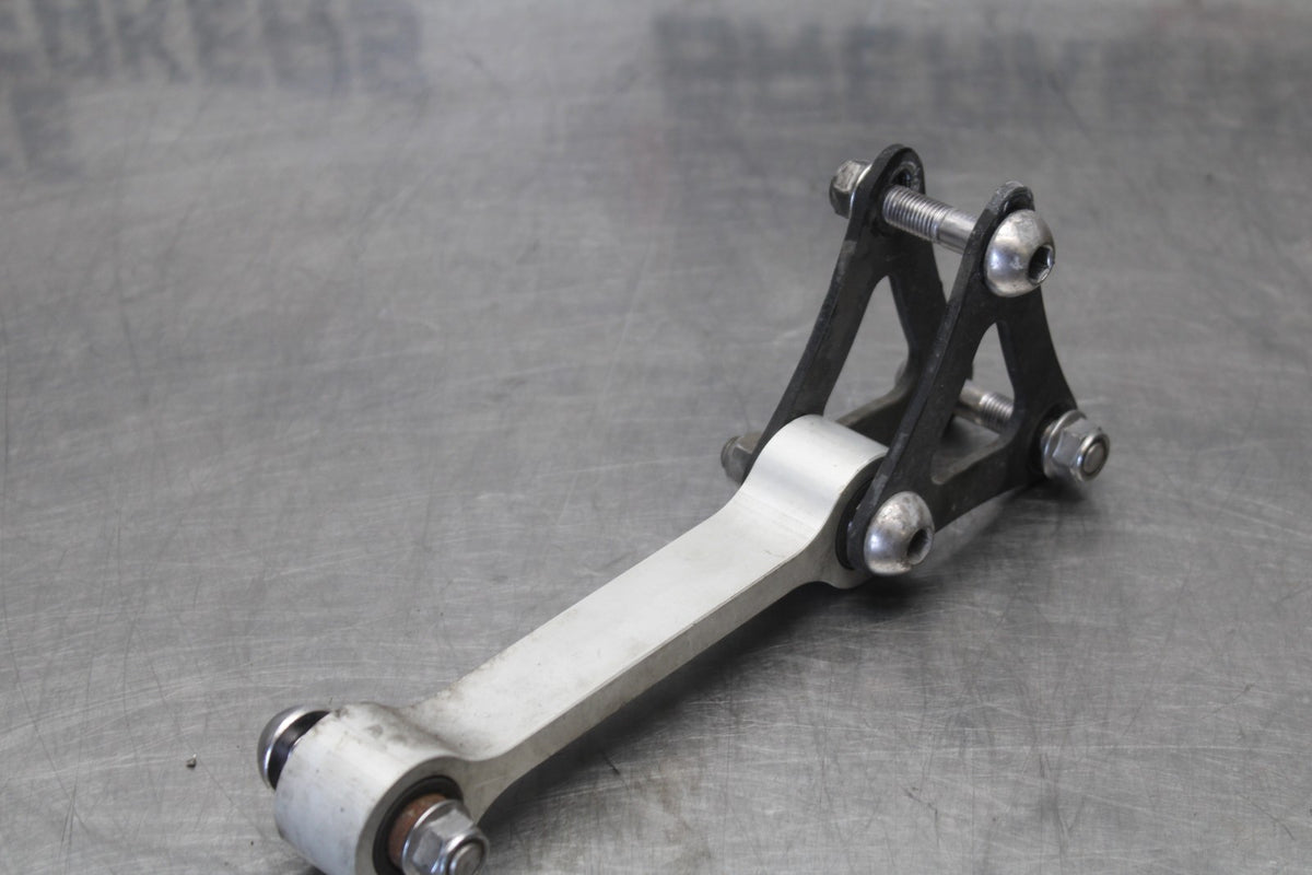 12 TRIUMPH STREET TRIPLE R REAR DOGBONE SHOCK LINKAGE LINK BB914