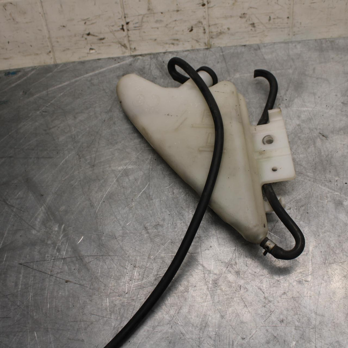 11-21 SUZUKI GSXR750 COOLANT WATER TANK RESERVOIR BOTTLE BB486