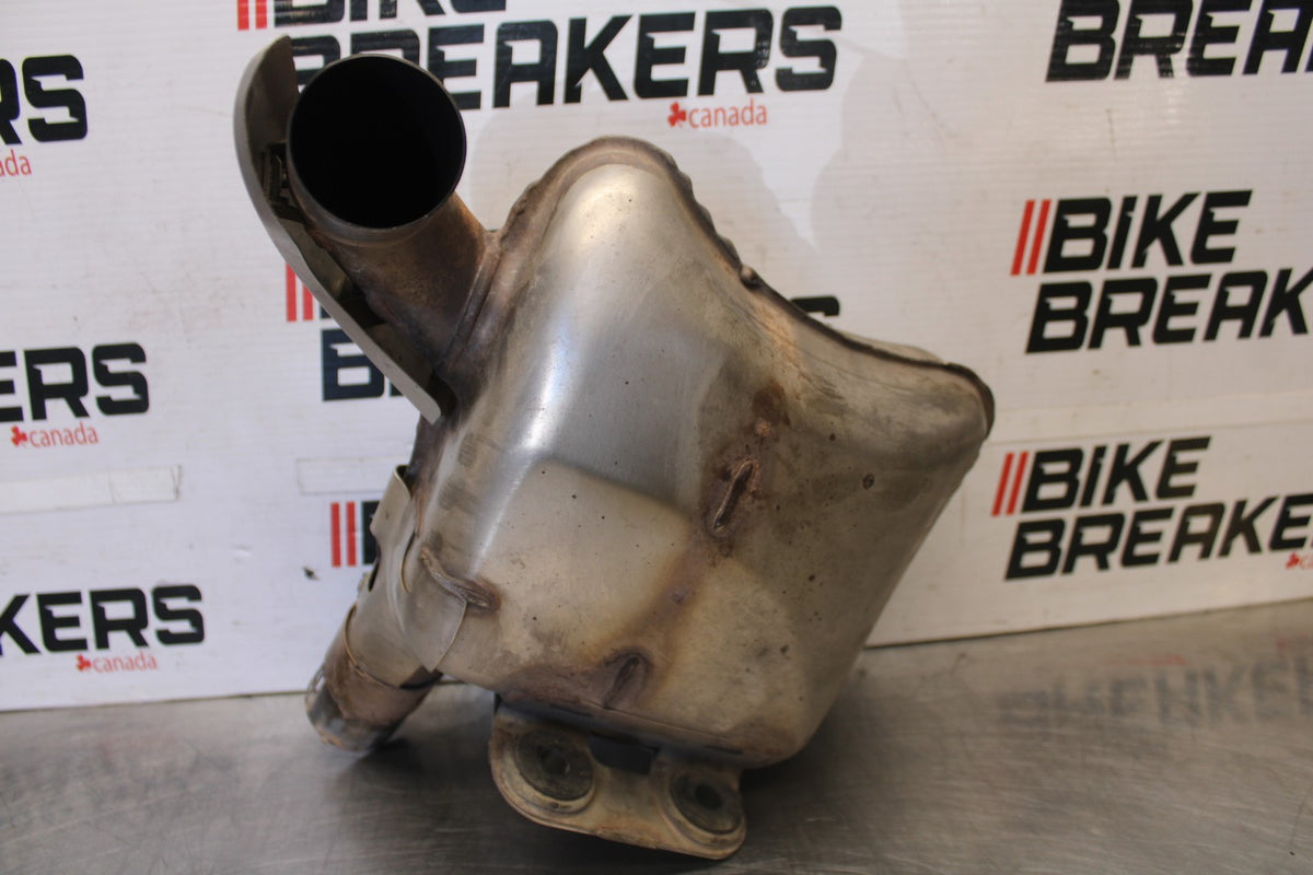 19 BMW F750GS EXHAUST MIDPIPE MID MIDDLE PIPE BB938
