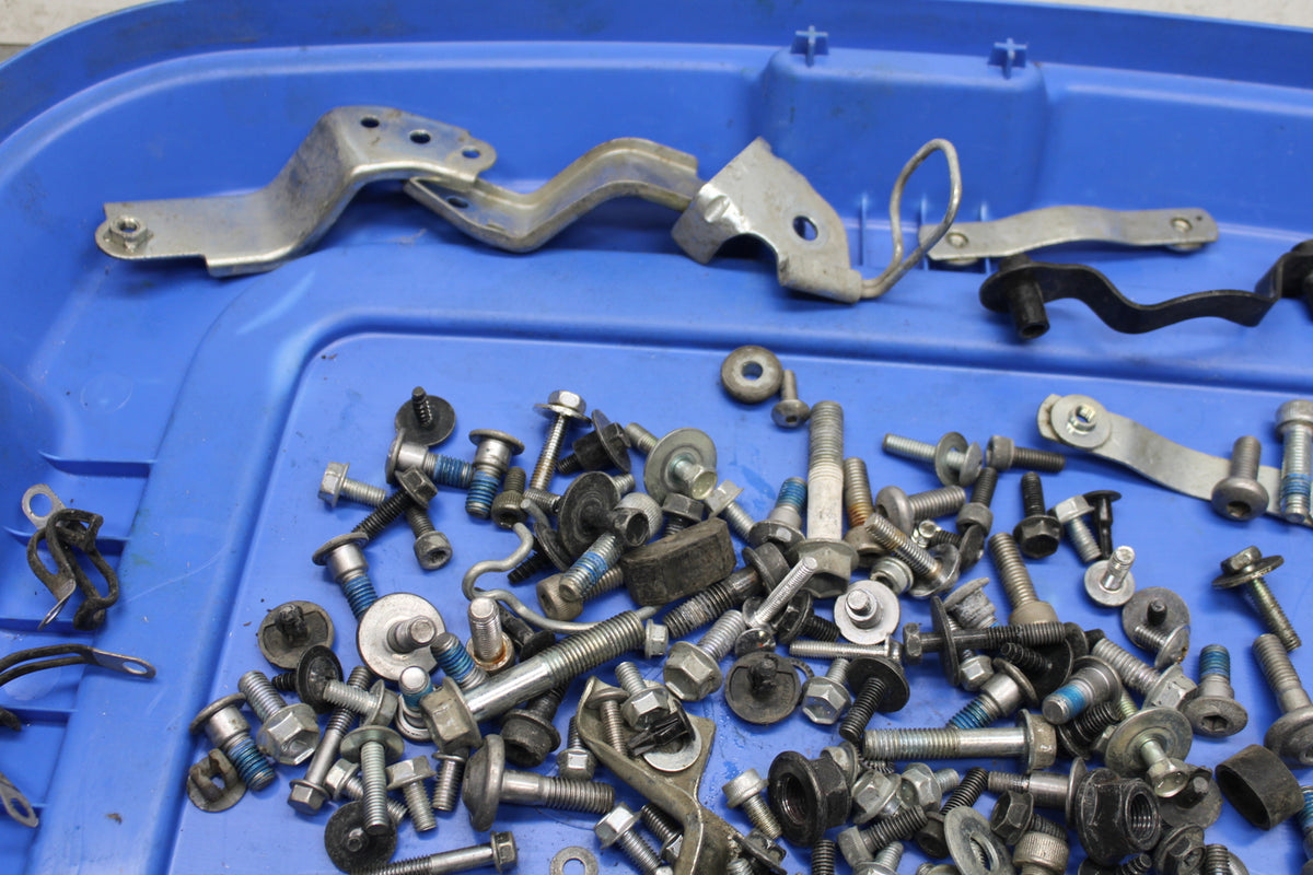 13-16 SUZUKI BANDIT 1250S ABS MOUNTING BOLTS HARDWARE MOTOR SCREWS BB134