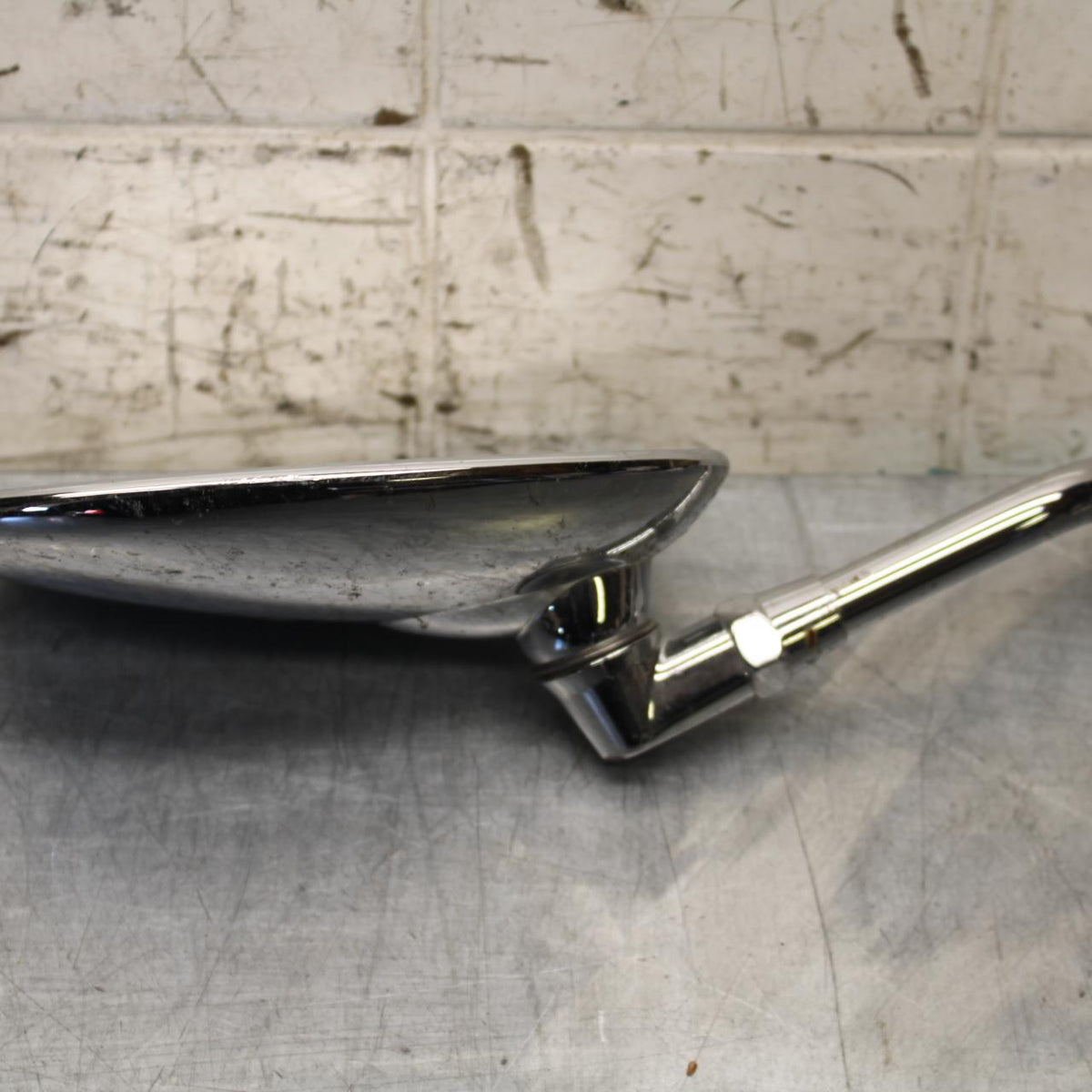 2007 Honda Shadow Spirit 1100 VT1100C RIGHT SIDE MIREROR BB561