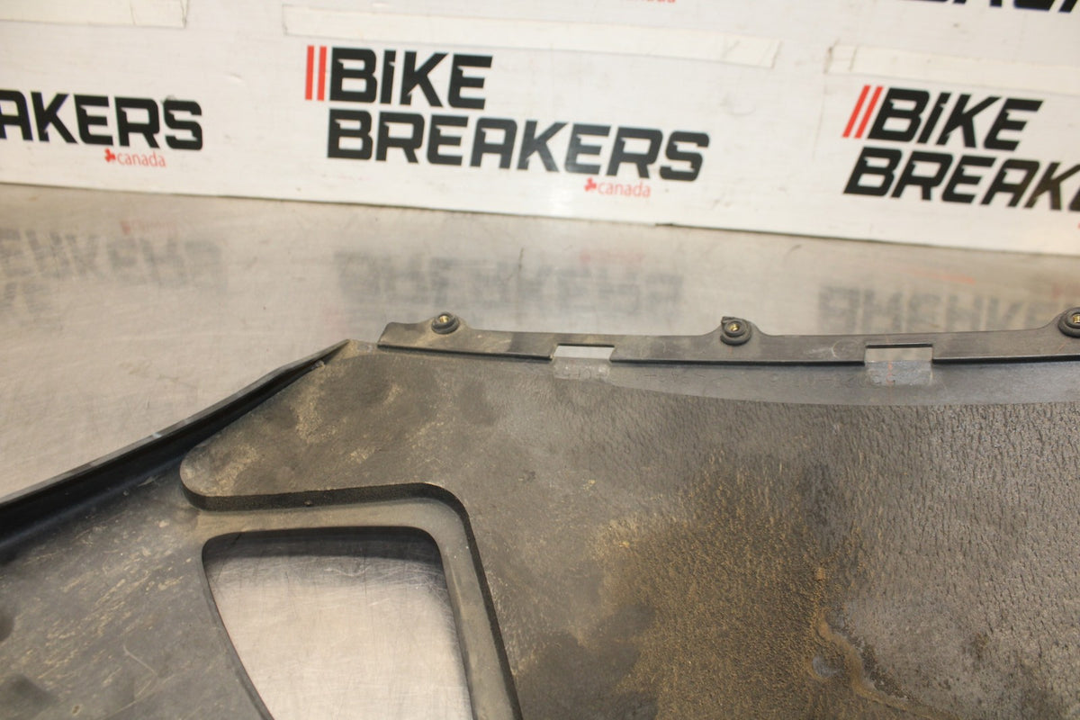 08 KAWASAKI NINJA ZX10R RIGHT LOWER BOTTOM BELLY SIDE FAIRING COWL  BB932