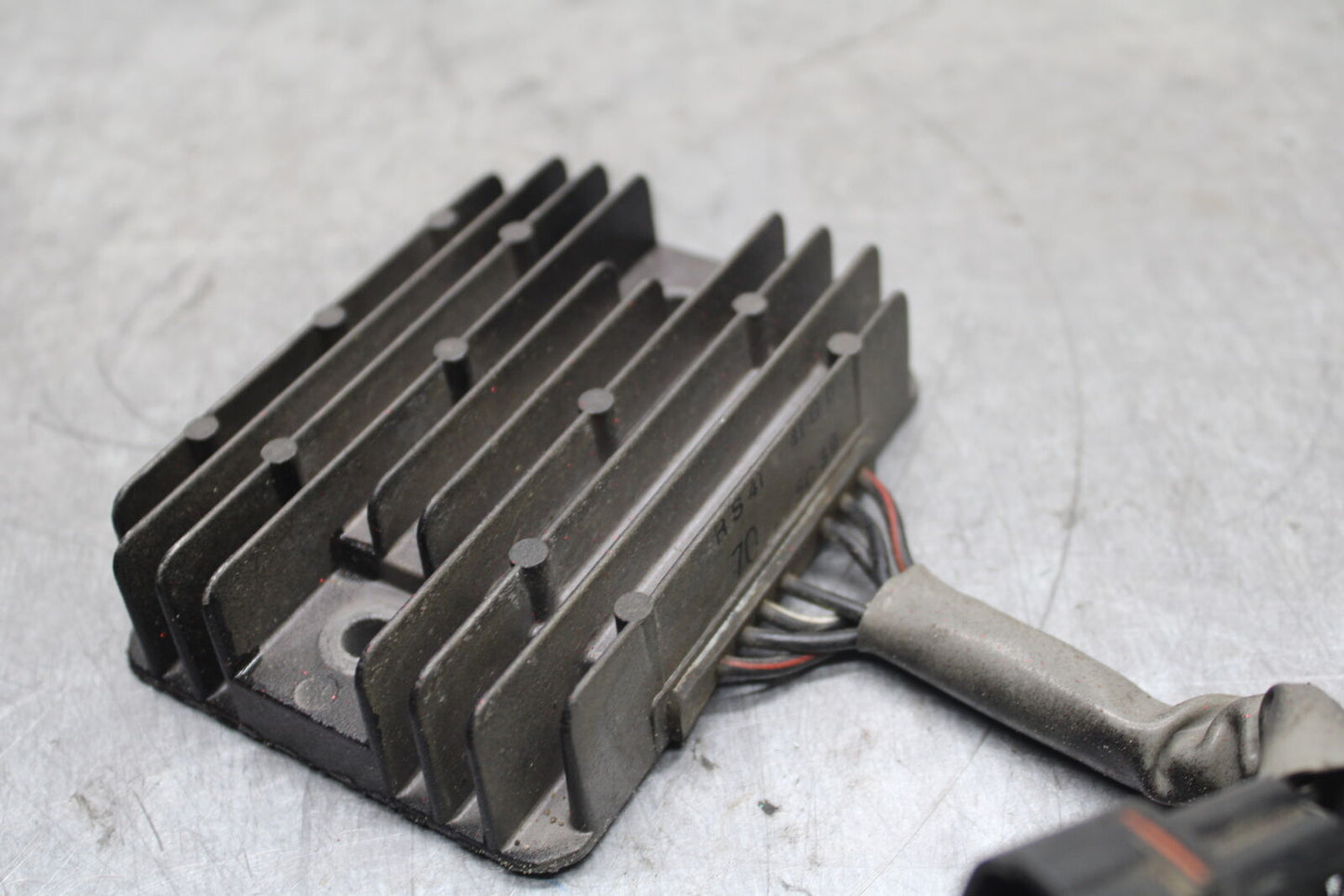 05-06 SUZUKI GSXR1000 RECTIFIER VOLTAGE REGULATOR BB113