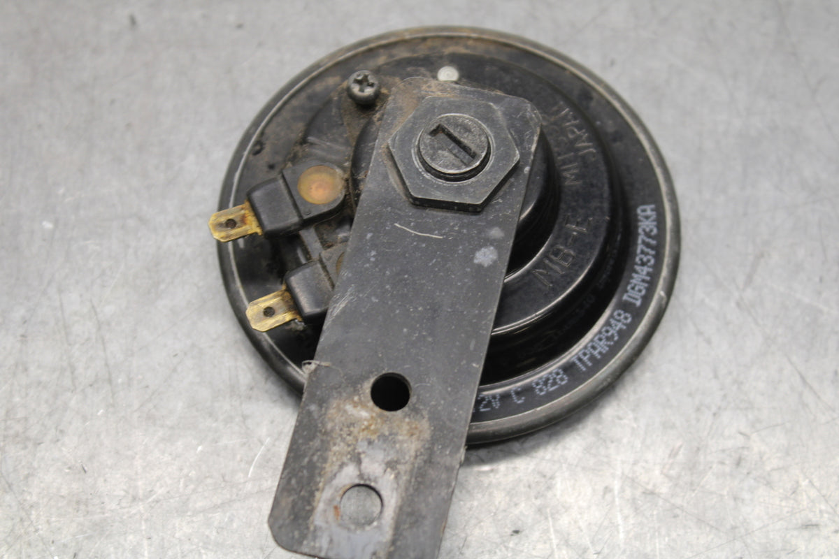 04-12 HONDA ST1300A HORN SIGNAL (ITEM A) BB669