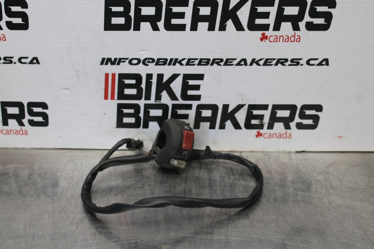 24-25 KAWASAKI NINJA ZX6R RIGHT CLIP ON KILL OFF START SWITCH SWITCHES BB785