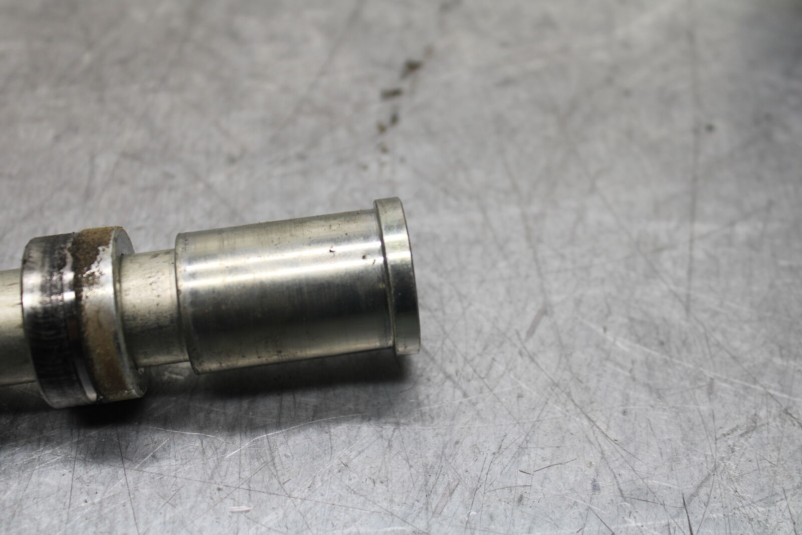 18-24 KAWASAKI NINJA 650 FRONT WHEEL RIM AXLE PIVOT BOLT BB725