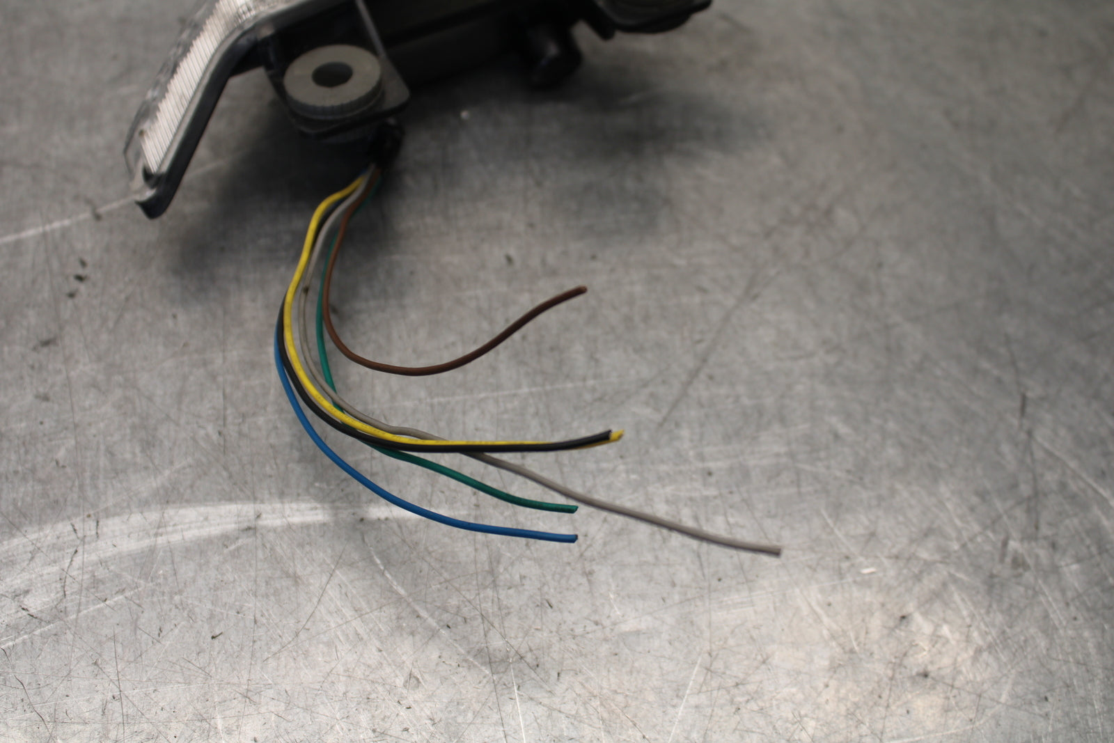 16 KAWASAKI NINJA ZX10R REAR TAIL TAILLIGHT BACK BRAKE LIGHT 23025-0332  BB650