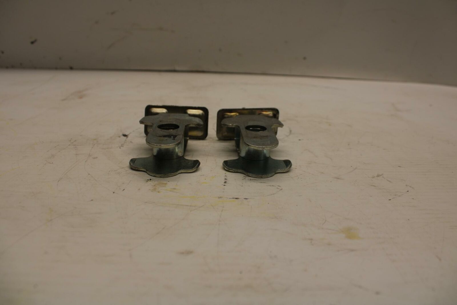 04-09 SUZUKI GS500F SWINGARM CHAIN TENSIONER ADJUSTMENT BRACKETS  BB278