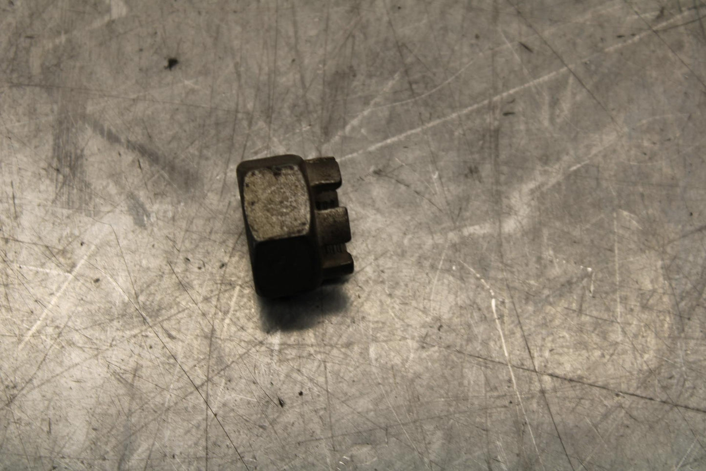 2005 Kawasaki Vulcan 1600 VN1600D Nomad REAR AXLE BACK WHEEL BOLT AXEL BB556