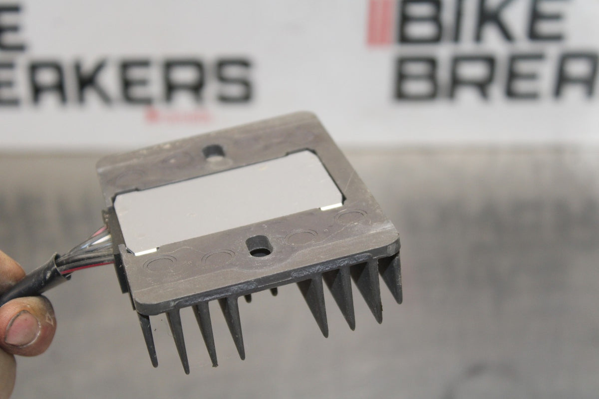 15 SUZUKI BOULEVARD C50 RECTIFIER VOLTAGE REGULATOR BB775