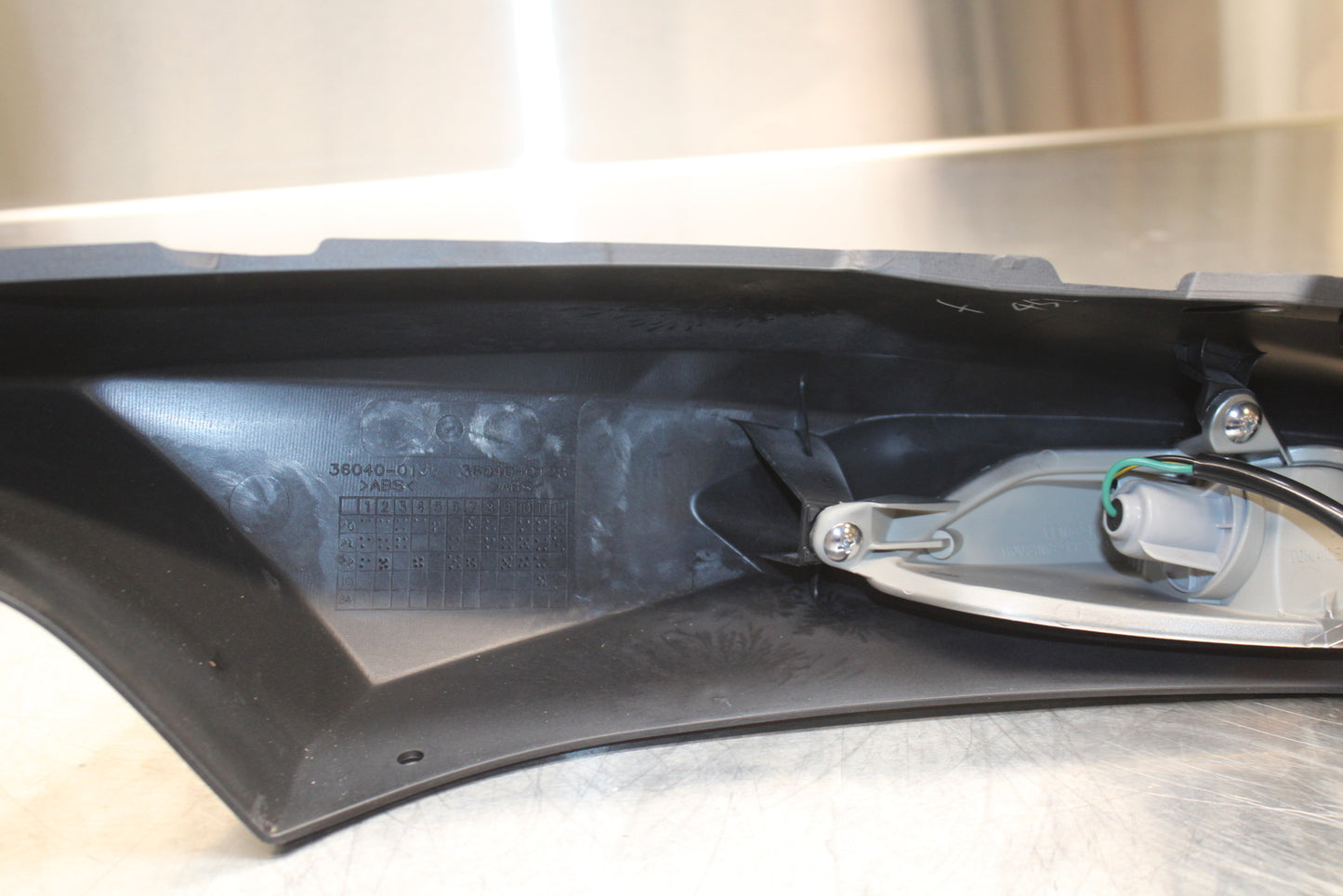 23-24 KAWASAKI NINJA ZX14R NEW!!  RIGHT REAR BACK TAIL FAIRING COWL SHROUD BB141