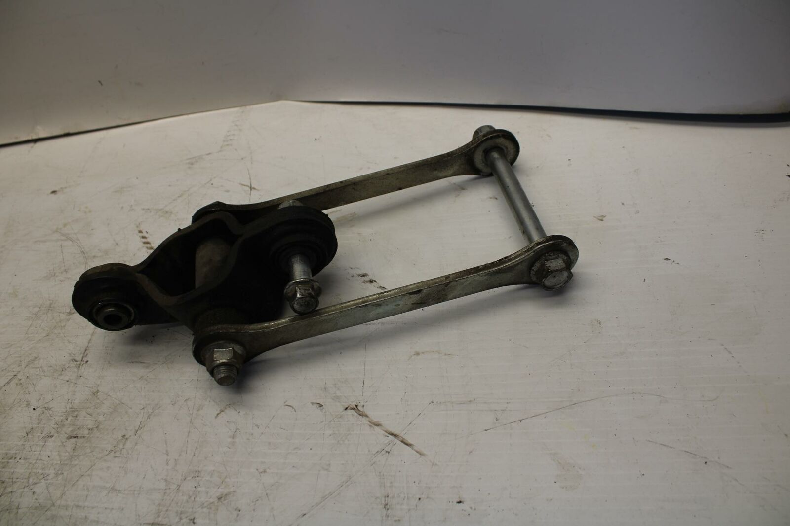 04-09 SUZUKI GS500F REAR DOGBONE SHOCK LINKAGE LINK BB261