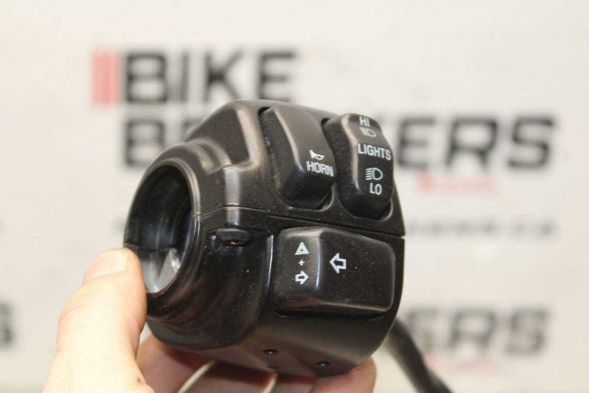 95-03 HARLEY-DAVIDSON SPORTSTER 1200 CUSTOM XL1200C LEFT HANDLE SWITCH BB817