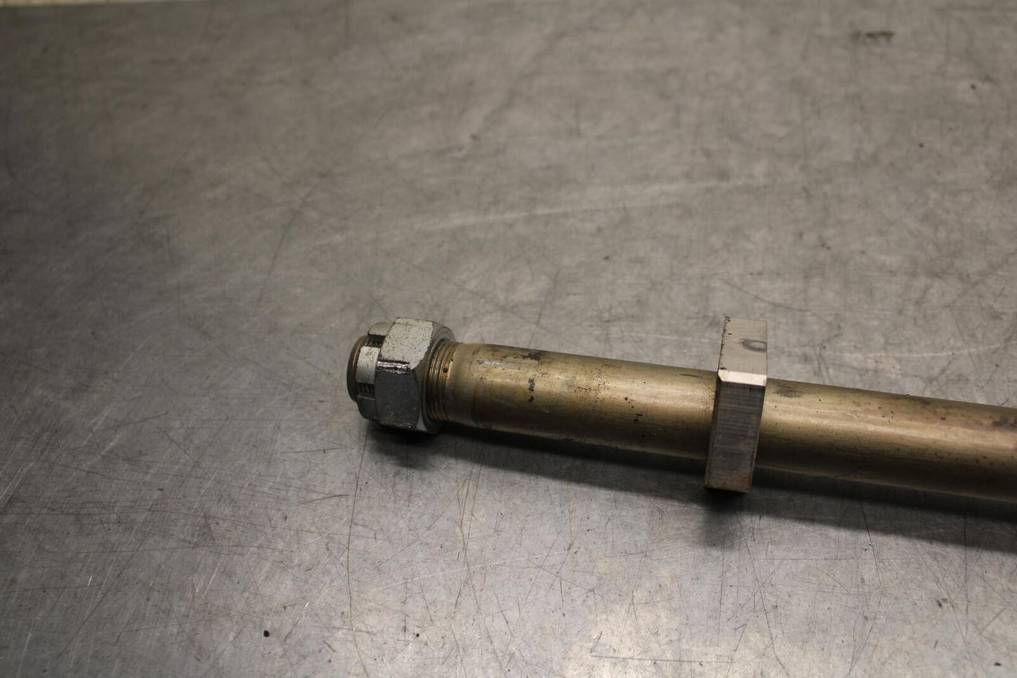 2012 Kawasaki Ninja ZX14R ZX1400E REAR AXLE BACK WHEEL RIM PIVOT BOLT AXEL BB60