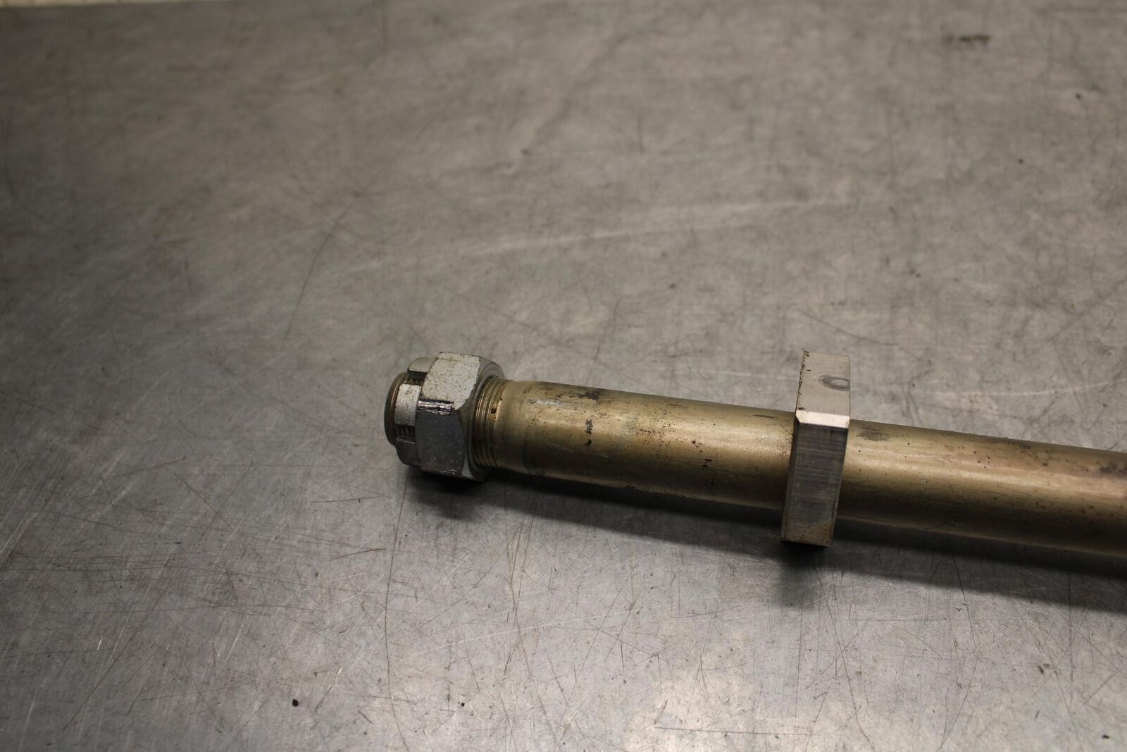 2012 Kawasaki Ninja ZX14R ZX1400E REAR AXLE BACK WHEEL RIM PIVOT BOLT AXEL BB60