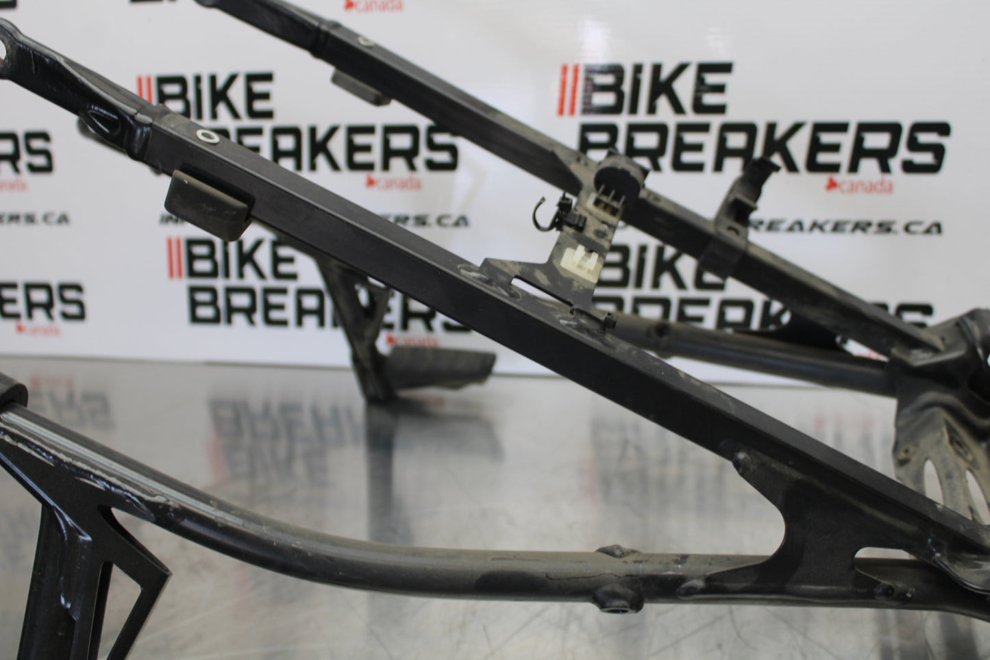 06-12 BMW F800ST REAR SUBFRAME BACK SUB FRAME BB144