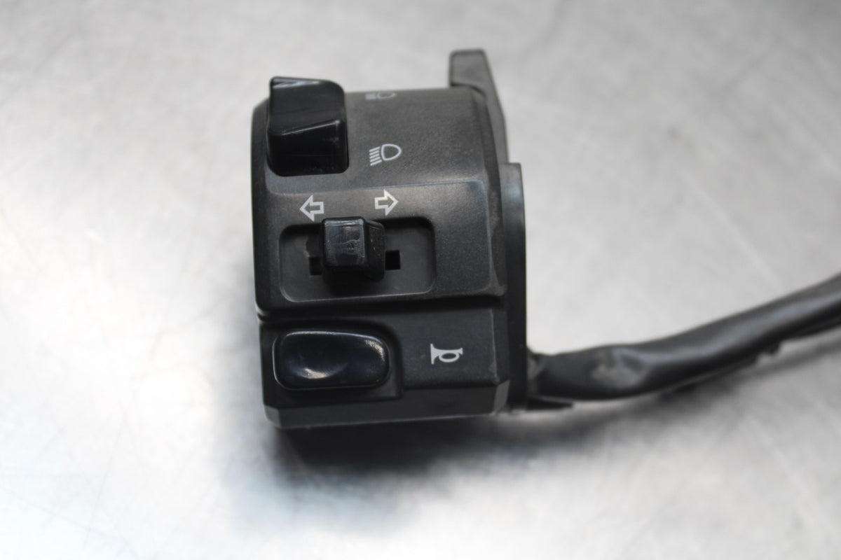 02 DUCATI MONSTER 620 LEFT CLIP ON HANDLE HORN SIGNALS SWITCH SWITCHES BB851