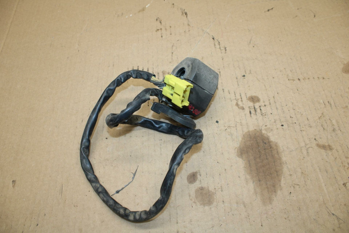 93-96 SUZUKI GSXR750W LEFT CLIP ON HANDLE HORN SIGNALS SWITCH BB266b