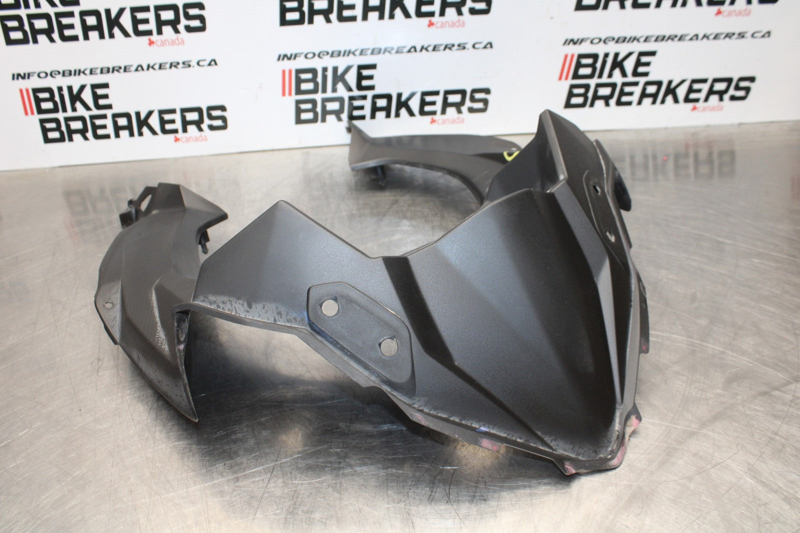 18-23 KAWASAKI NINJA 400 EX400 ABS FRONT CENTER COWL FAIRING BB177